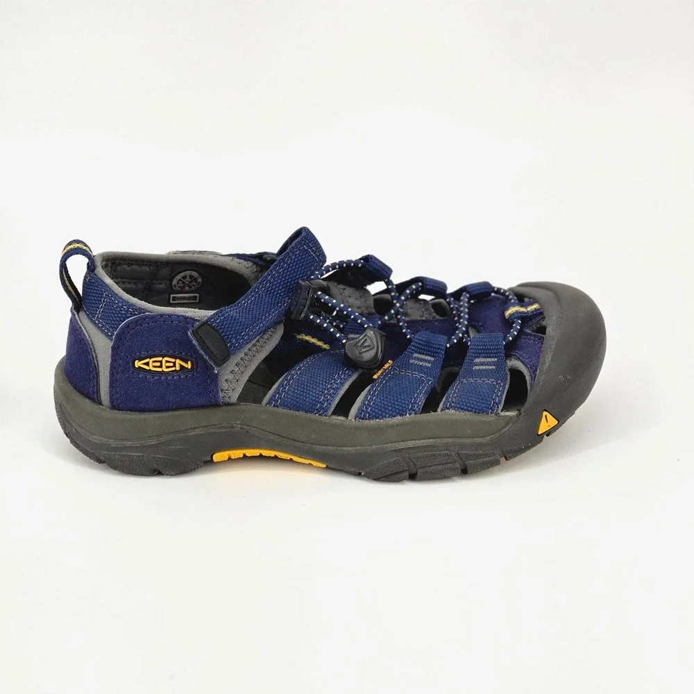 KEEN Newport H2 Navy Blue Yellow Waterproof Closed Toe Sandals Kids Size 3 VGUC